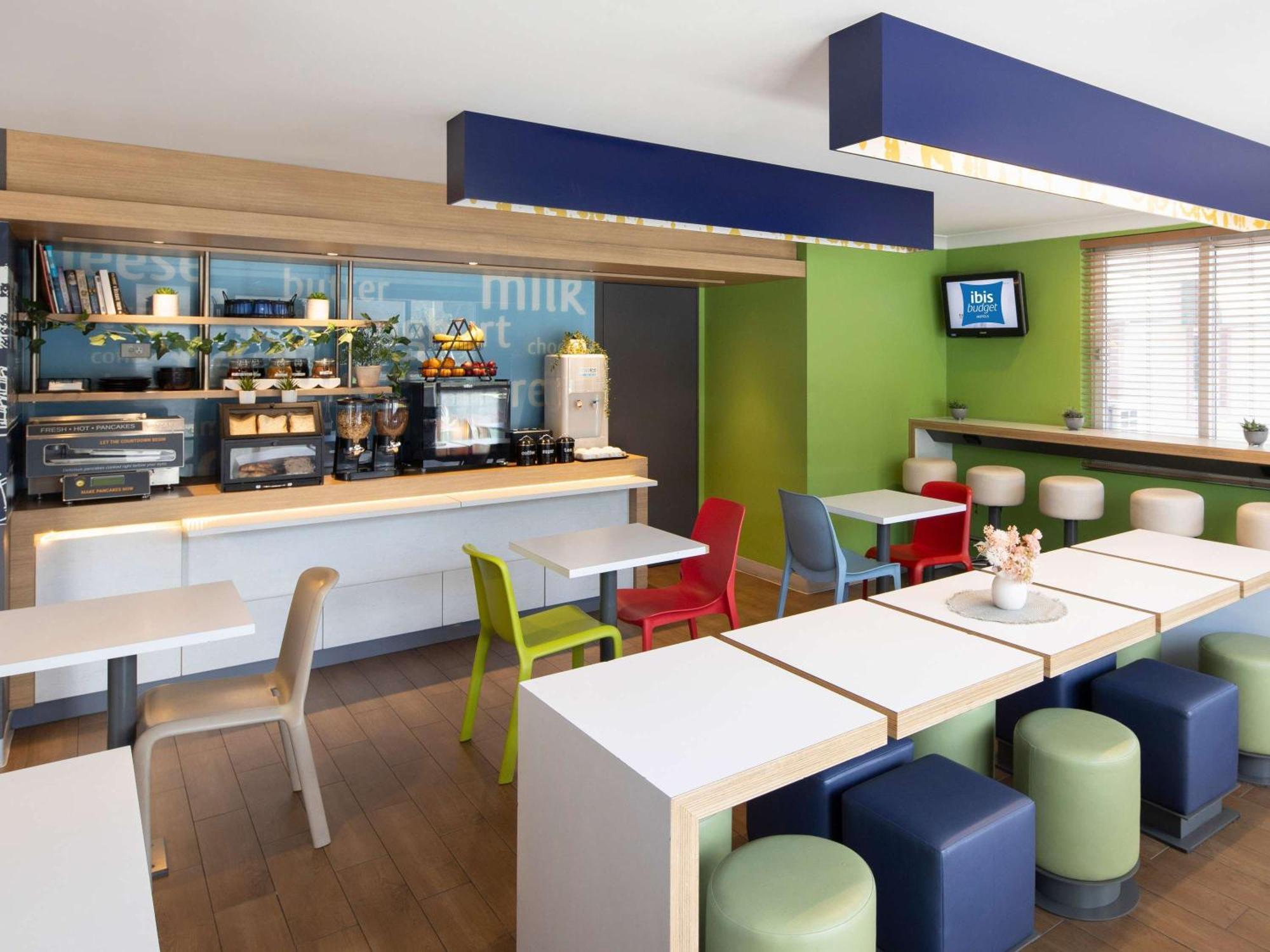 Ibis Budget - Casula Ливърпул Екстериор снимка