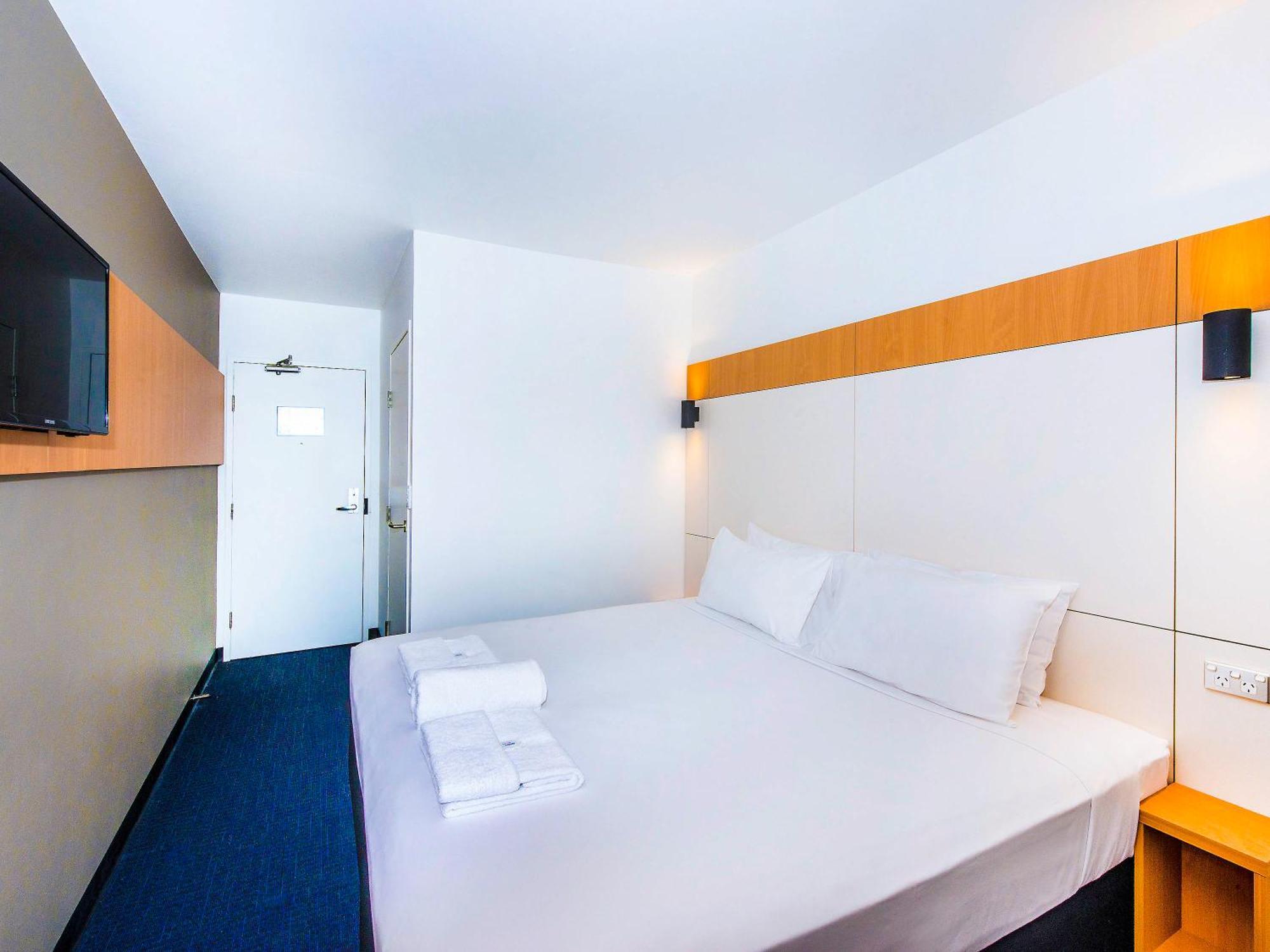 Ibis Budget - Casula Ливърпул Екстериор снимка